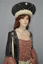 Costumes historic Renaissance woman